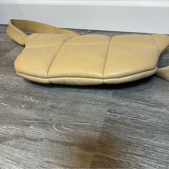 NWT Stylism Denmark brand soft leather oversized crossbody bag quilted tan - Picture 11 of 16